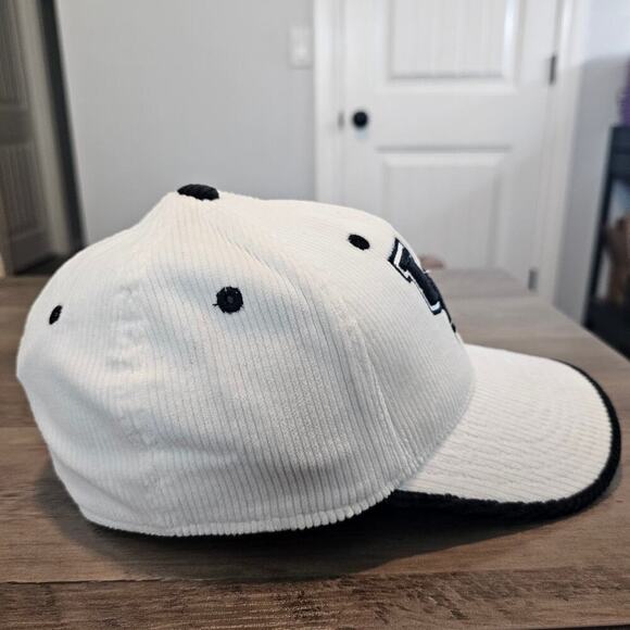 Vintage University of Kentucky Wildcats Fitted Hat Cap White Corduroy UK NCAA - Picture 5 of 8